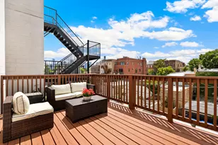 1417 W Huron St, Chicago, IL 60642 - Photo 23