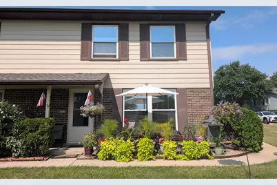 779 Pahl Road #779, Elk Grove Village, IL 60007 - Photo 1