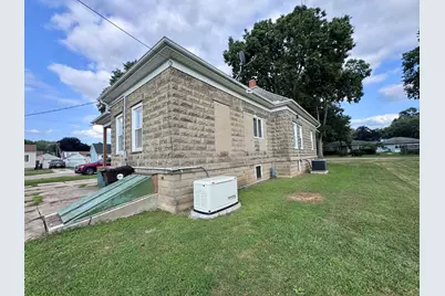 200 Jefferson Street, Henry, IL 61537 - Photo 13