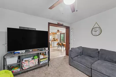 350 S Elm Street, Paxton, IL 60957 - Photo 7