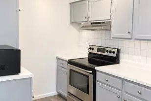 816 E Old Willow Rd, Prospect Heights, IL 60070 - Photo 7