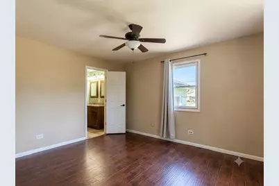 12394 W Crescent Avenue, Waukegan, IL 60085 - Photo 11