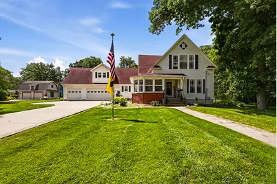 809 E Center Street, Ottawa, IL 61350 - Photo 1