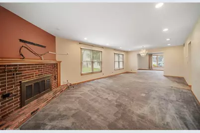 114 Wren Court, Glendale Heights, IL 60139 - Photo 13