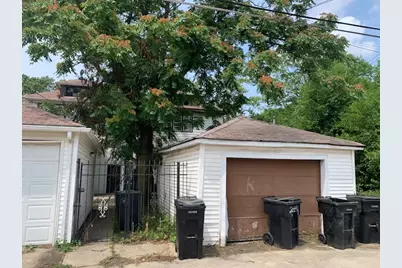 11833 S Indiana Avenue, Chicago, IL 60628 - Photo 5