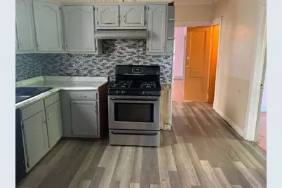 11833 S Indiana Avenue, Chicago, IL 60628 - Photo 7