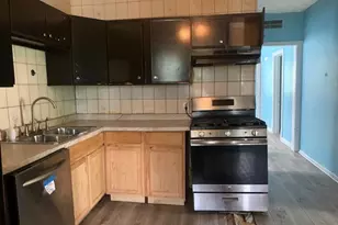 11833 S Indiana Ave, Chicago, IL 60628 - Photo 21