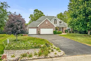 2808 Stinson St, Poplar Grove, IL 61065 - Photo 3