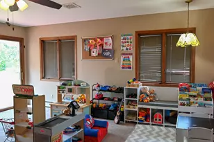 621 S Oakwood St, Oakwood, IL 61858 - Photo 37