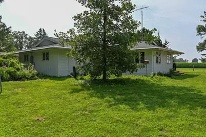621 S Oakwood Street, Oakwood, IL 61858 - Photo 7