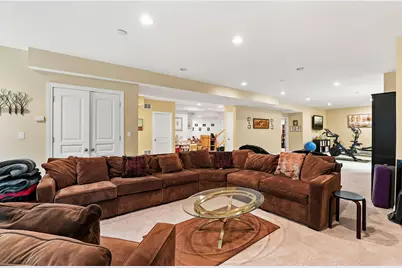 1008 Meadow Road, Northbrook, IL 60062 - Photo 31