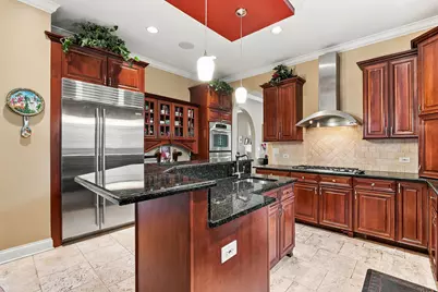 1008 Meadow Road, Northbrook, IL 60062 - Photo 5