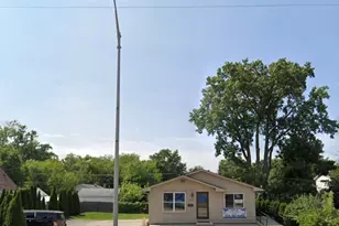 1522 N Cedar Lake Rd, Round Lake Beach, IL 60073 - Photo 1