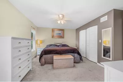 [Address not provided], Carol Stream, IL 60188 - Photo 27
