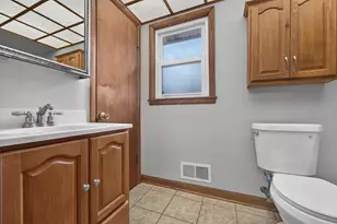 6520 N 54th St, Milwaukee, WI 53223 - Photo 11