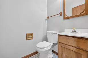 6520 N 54th St, Milwaukee, WI 53223 - Photo 15