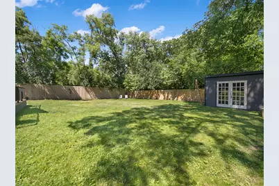1349 Tinker Way, Glenview, IL 60025 - Photo 17