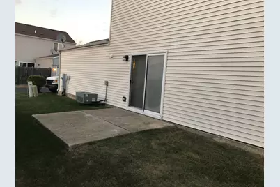 923 Four Seasons Boulevard, Aurora, IL 60504 - Photo 3