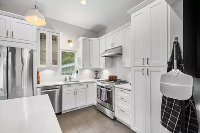 2662 Crawford Avenue, Evanston, IL 60201 - Photo 9