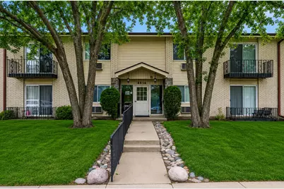 8856 Northshore Drive #201A, Des Plaines, IL 60016 - Photo 1