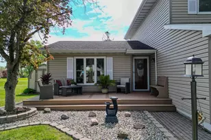 1184 Winterhaven Ln, Crown Point, IN 46307 - Photo 7
