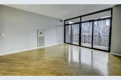435 W Erie Street #1105, Chicago, IL 60654 - Photo 5
