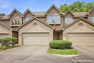 526 Silver Aspen Cir, Crystal Lake, IL 60014 - Photo 1