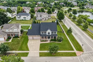 25212 Balmoral Dr, Shorewood, IL 60404 - Photo 3