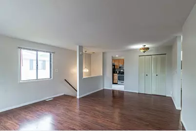 17 Dennis Court #773, Schaumburg, IL 60193 - Photo 5