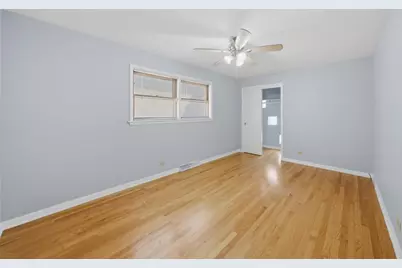 12718 S Justine Street, Calumet Park, IL 60827 - Photo 15