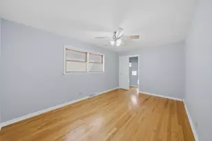 12718 S Justine St, Calumet Park, IL 60827 - Photo 15