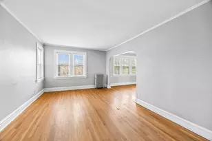 5 Randolph St, Oak Park, IL 60302 - Photo 3