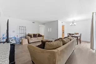 12823 S Kenneth Ave, Alsip, IL 60803 - Photo 5