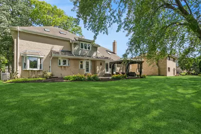 2424 Pepper Tree Court, Lisle, IL 60532 - Photo 3