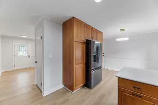 413 Fairfield Dr, Island Lake, IL 60042 - Photo 9
