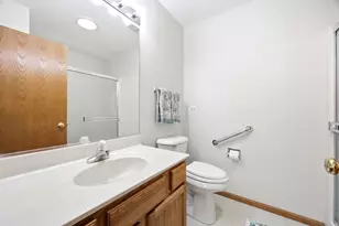 605 Tanglewood Trail, McHenry, IL 60050 - Photo 11