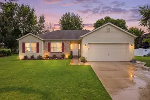 605 Tanglewood Trail, McHenry, IL 60050 - Photo 27