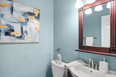 1054 Oakview Drive, Wheaton, IL 60187 - Photo 17