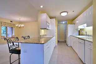 865 E 22nd St, Lombard, IL 60148 - Photo 11