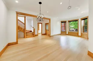 3752 N Wayne Ave, Chicago, IL 60613 - Photo 3