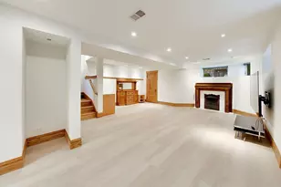 3752 N Wayne Ave, Chicago, IL 60613 - Photo 39