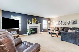 1607 Sierra Highlands Ct, Plainfield, IL 60586 - Photo 3