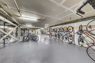 333 W Hubbard Street #1010, Chicago, IL 60654 - Photo 19