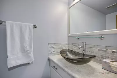 1301 N Western Avenue #235, Lake Forest, IL 60045 - Photo 17
