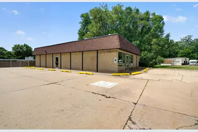 800 W Bluff Street, Marseilles, IL 61341 - Photo 25