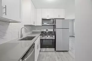 2537 E 83rd St, Chicago, IL 60617 - Photo 7