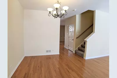 385 Bradbury Lane, Bartlett, IL 60103 - Photo 5