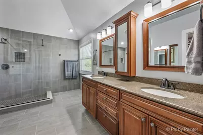 5226 Greenshire Circle, Lake in the Hills, IL 60156 - Photo 29