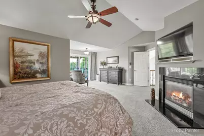 5226 Greenshire Circle, Lake in the Hills, IL 60156 - Photo 25