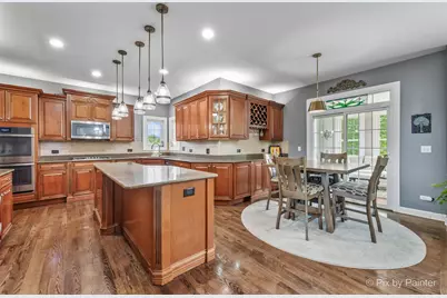 5226 Greenshire Circle, Lake in the Hills, IL 60156 - Photo 13